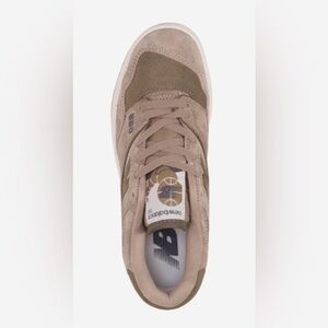 NWOT New Balance 550 in Khaki and Beige size 8.5